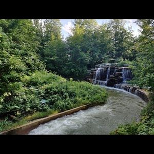 Meet your Posher, Sana